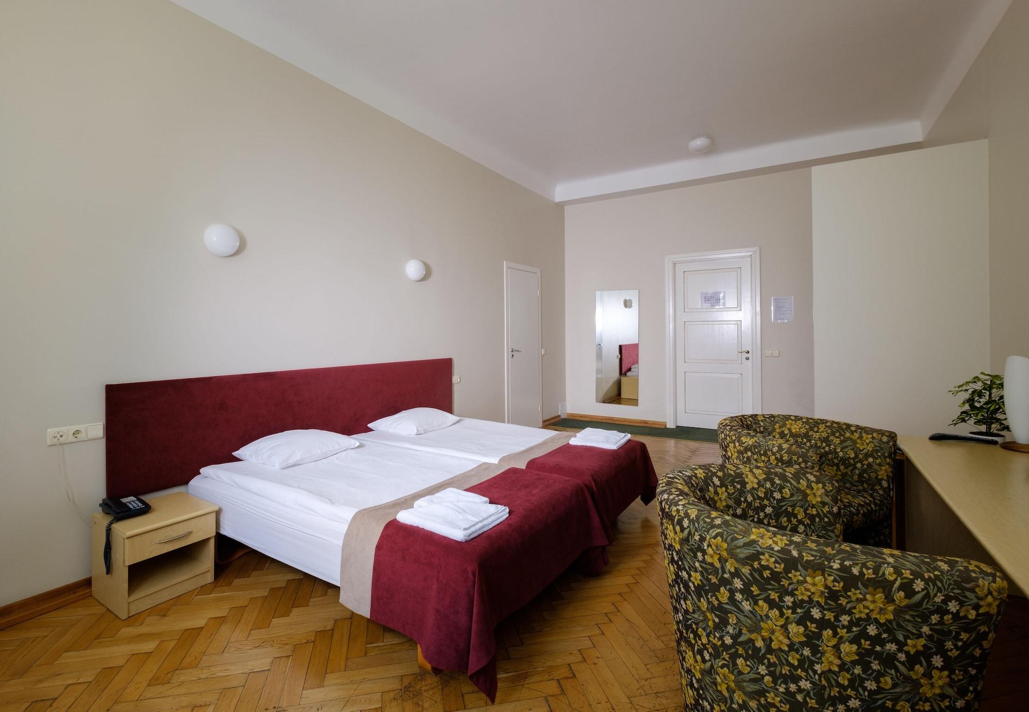 Hotel Metropolis Kaunas Dış mekan fotoğraf