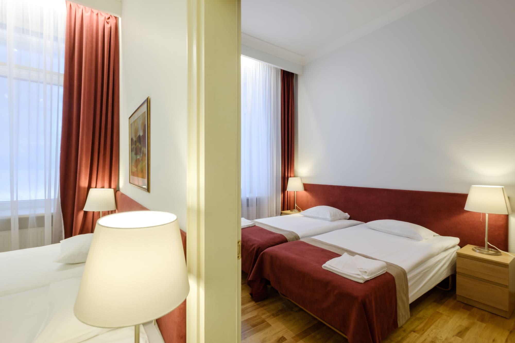 Hotel Metropolis Kaunas Dış mekan fotoğraf