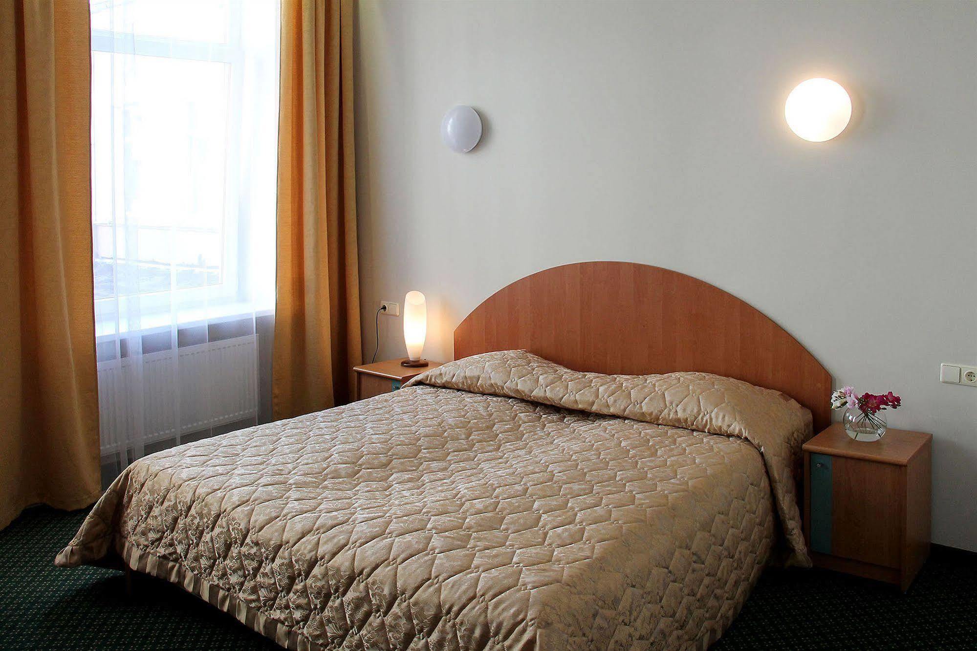 Hotel Metropolis Kaunas Dış mekan fotoğraf